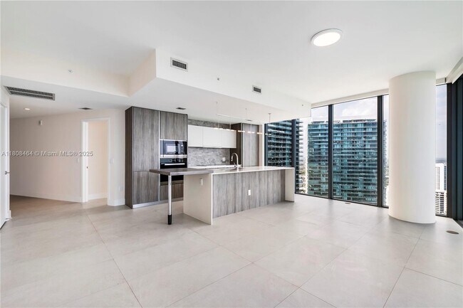 Foto del edificio - 2900 NE 7th Ave