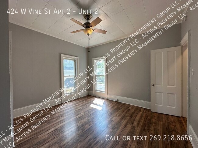 Building Photo - 424 W Vine St