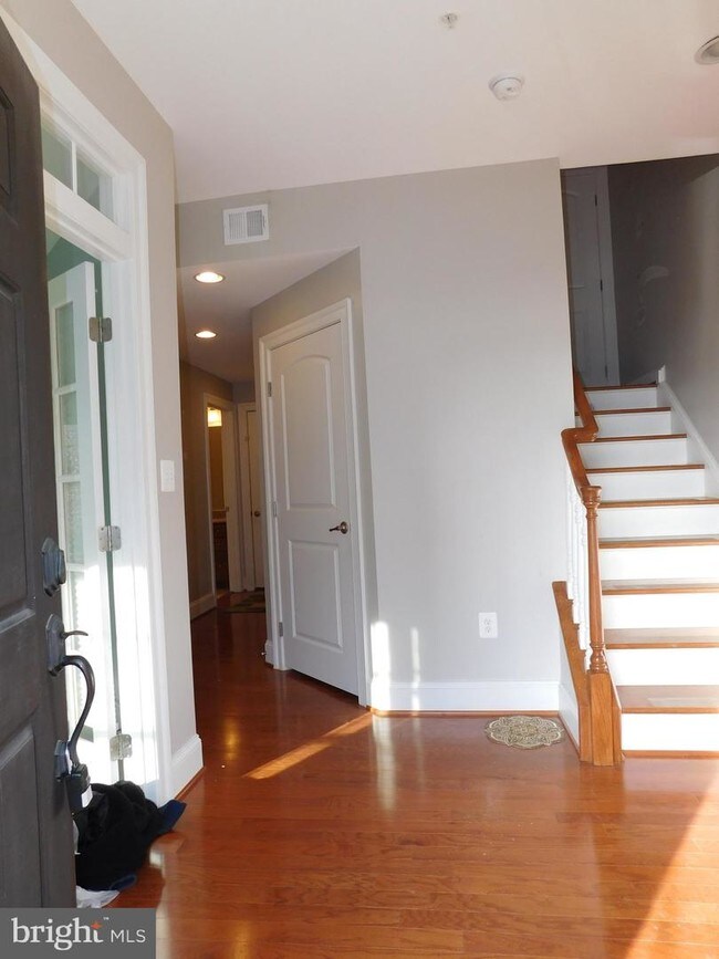 Foto del edificio - 8066 Westside Blvd