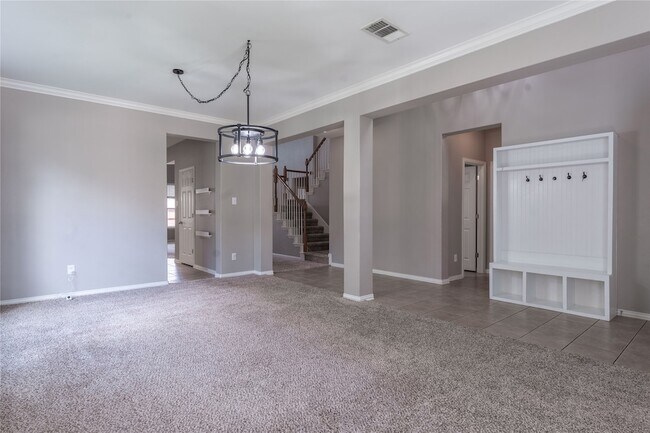Building Photo - 4905 Carrotwood Dr