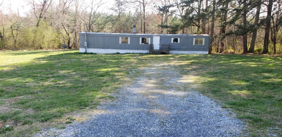 Primary Photo - 3675 Lindsey Memorial Rd