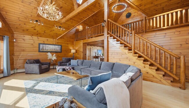 Foto del edificio - 241 Campbell Rd