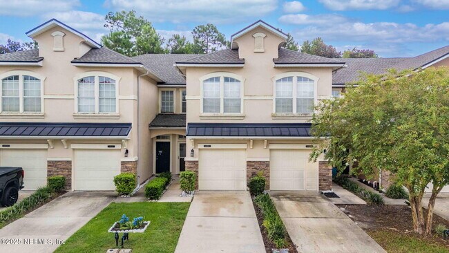 Foto del edificio - 6110 Bartram Village Dr
