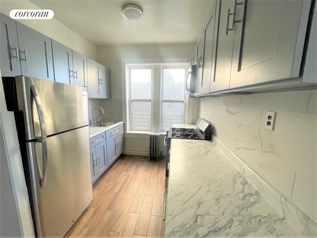 Foto del edificio - 394 E 98th St