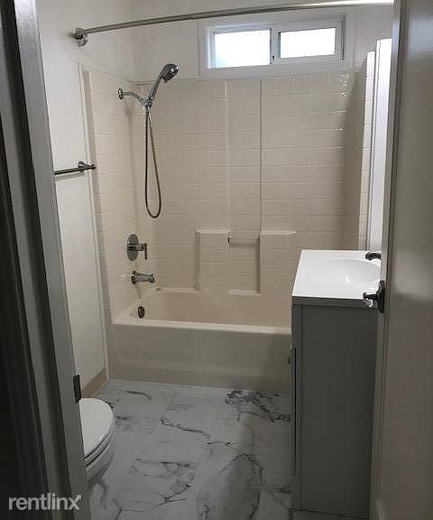 Foto del edificio - 3 br, 2 bath House - 56 W 39th Ave