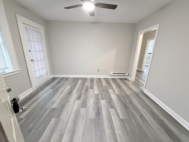 Photo - 2111 Bellevue Ave Apartment