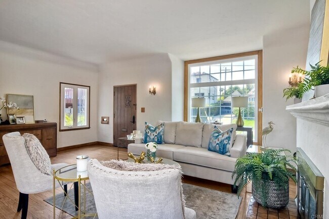 Sala de estar - 3015 Locust St