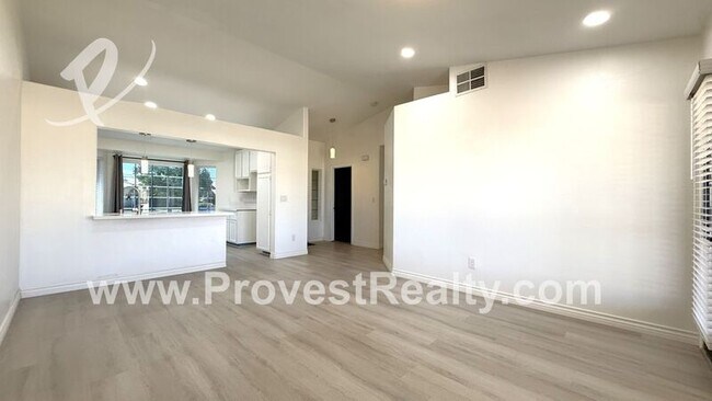 Building Photo - 6743 Banyan Ave