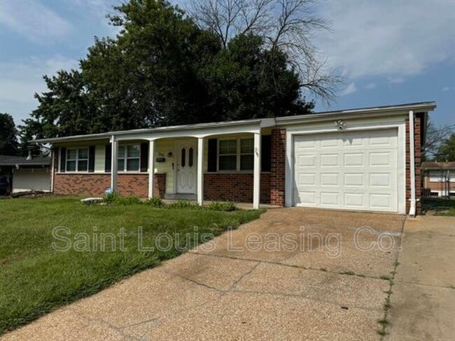 Building Photo - 1545 Fairmount Dr