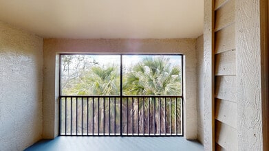 Interior Photo - Inlet Bay at Gateway