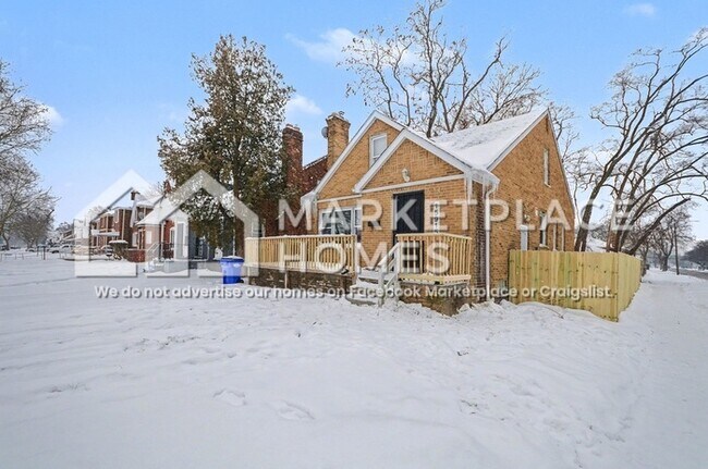 Foto del edificio - 15915 Sussex St