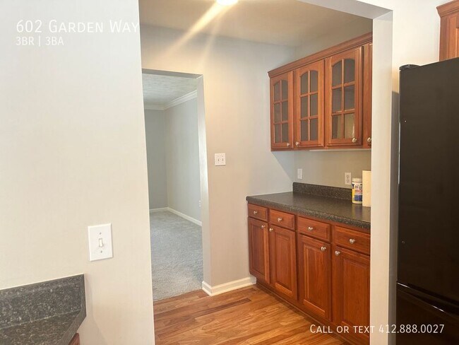 Foto del edificio - 3 bedroom 2.5 bath Village At Pine!!