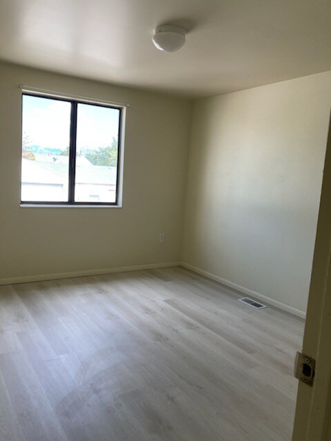 Foto del edificio - 3641 S 7200 W