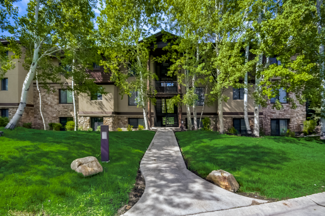 1600 Pinebrook Blvd Unit C2, Park City, UT 84098 - Condo for Rent in ...