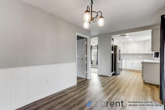 Foto del edificio - 1259 Huntington Pl