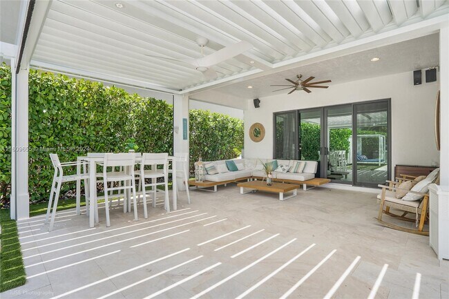 Foto del edificio - 908 SW 113th Way