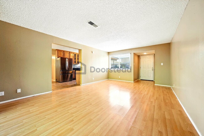 Building Photo - 709 Pope Dr