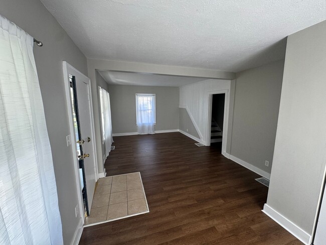 Foto del edificio - Beautiful 3 Bed and 2 Bath Home