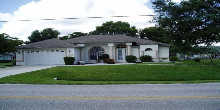 Port Charlotte, 
                        , –