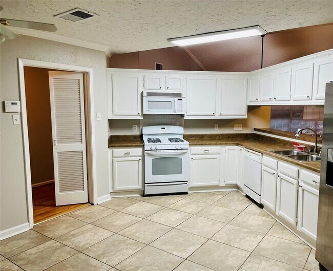 20022 Eastman Pl, Katy, TX 77449 House Rental in Katy, TX