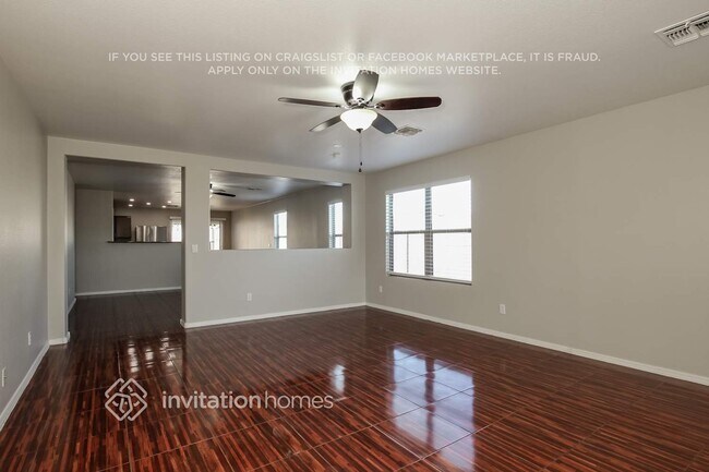 Foto del edificio - 11530 W Flores Dr