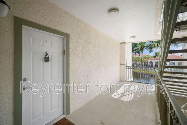Building Photo - 23660 Walden Center Dr