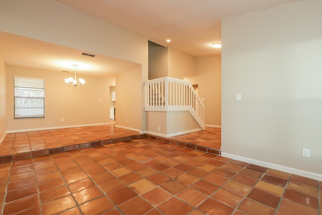 Building Photo - 1206 Letona Ln