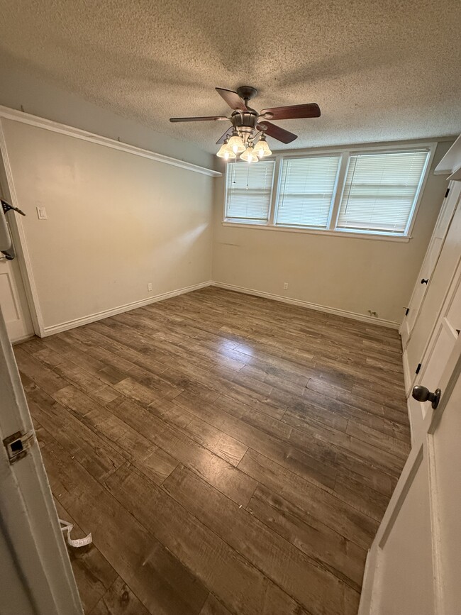 Building Photo - 17641 Tulsa St