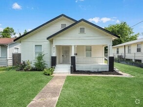 Building Photo - 4517 White Rock St