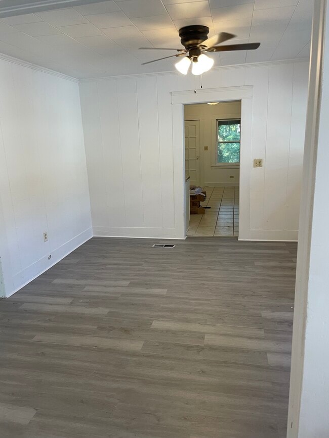 Foto del edificio - 980 Lyons Ln SW