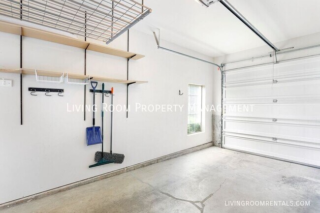 Foto del edificio - 7604 N McKenna Ave