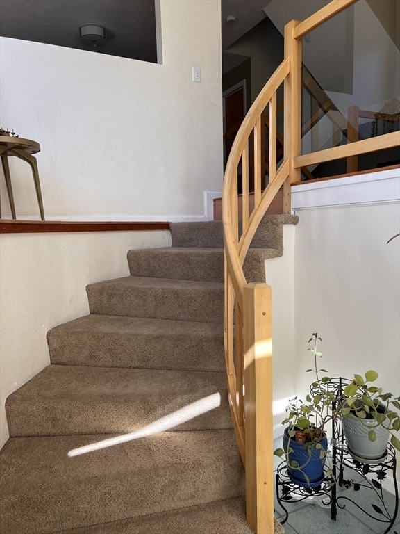 Foto del edificio - 227 Captain Eames Cir