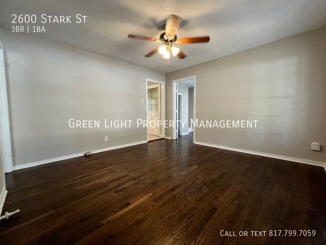 Foto del edificio - 2600 Stark St