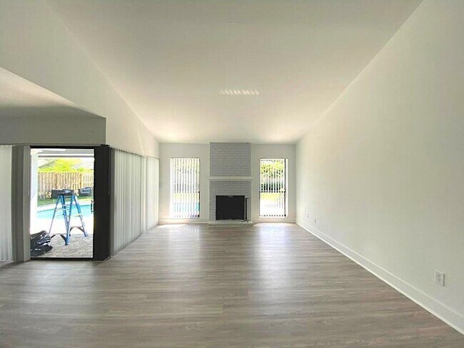 Foto del edificio - 3048 NW 27th Terrace