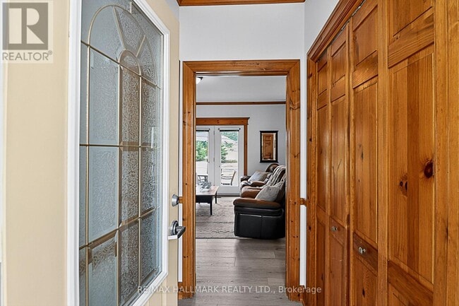 Building Photo - 184 Snowbridge Way