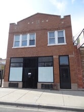 Building Photo - 3038 N Central Ave