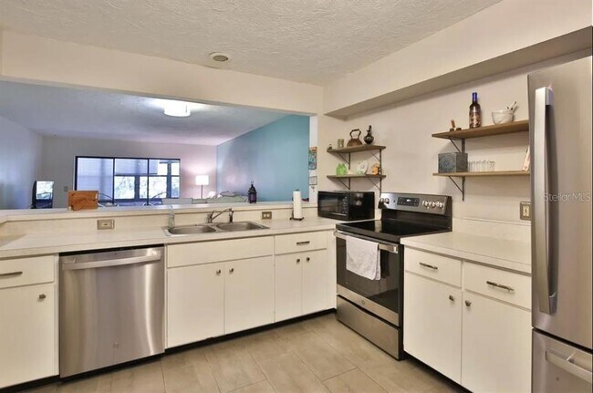 Foto del edificio - 283 Sherwood Dr