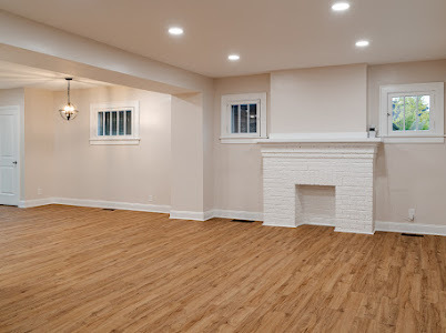 Open Concept First Floor - 671 S Champion Ave