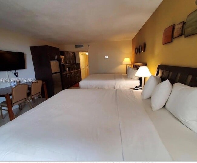 Foto del edificio - 19201 Collins Ave