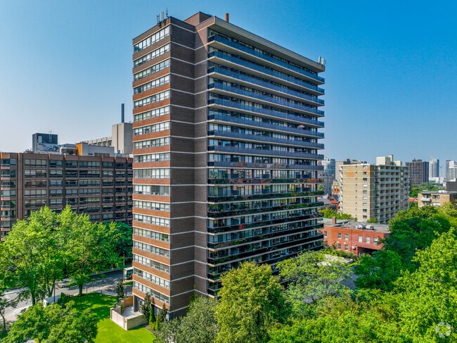 Building Photo - 50 Prince Arthur