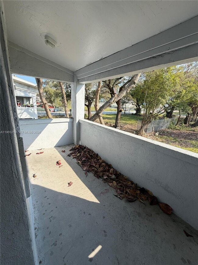 Foto del edificio - 140 NW 13th St