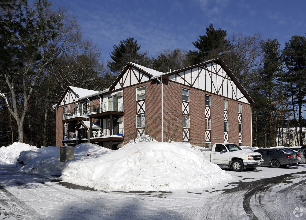 Primary Photo - Tudor Crest Estates