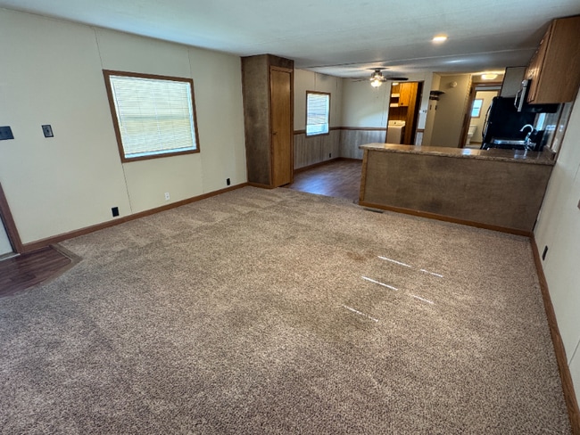 Building Photo - 4664 US-30