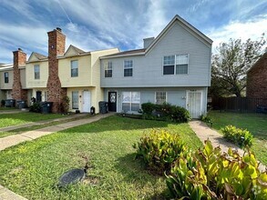 Building Photo - 9446 Olde Towne Row