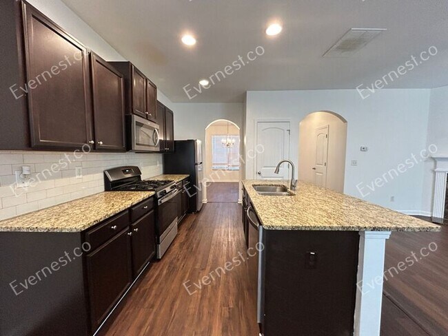 Foto del edificio - 5876 Grande River Rd