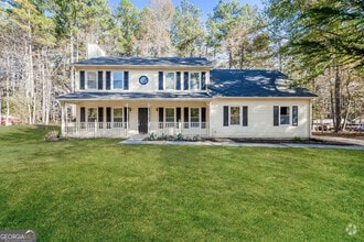 Building Photo - 65 Pine Tree Dr