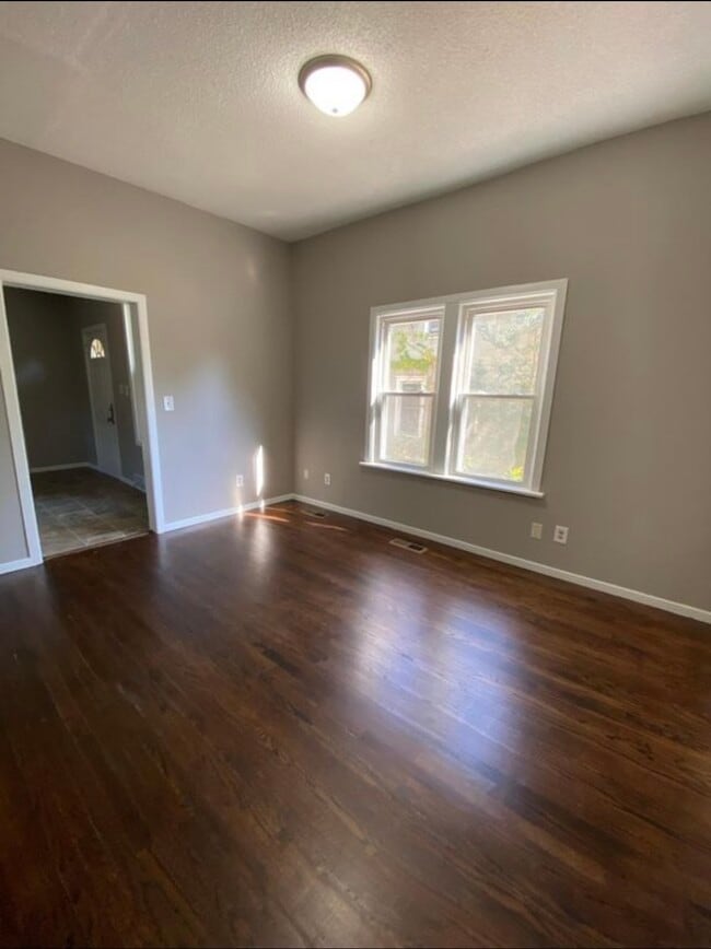 Building Photo - 505 Beaumont St