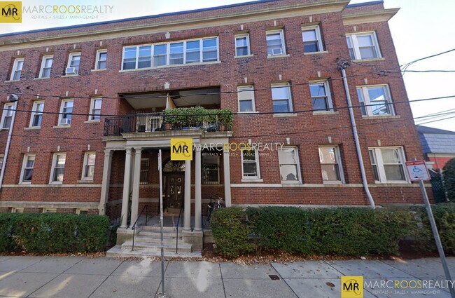 Foto del edificio - 14 Melvin Ave