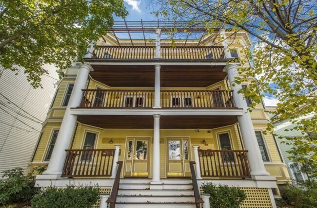 Foto del edificio - 116 Perkins St