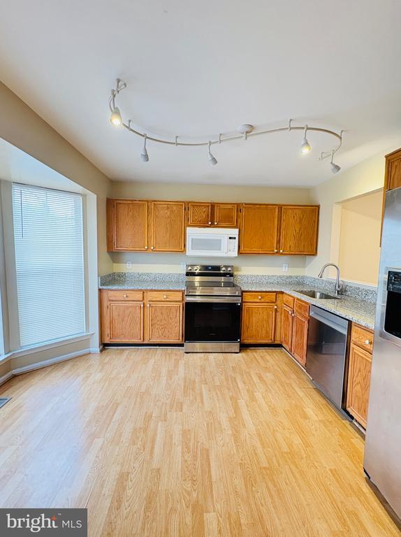 Foto del edificio - 13918 Big Yankee Ln